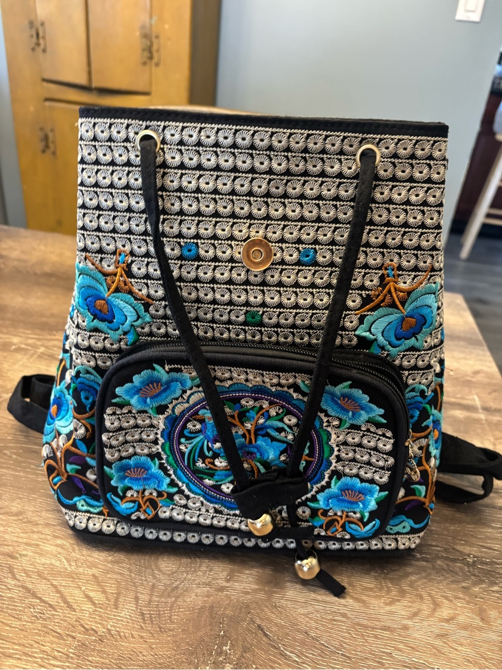 Backpack - Embroidered Floral Black and Blue Drawstring - Picture 2 of 8
